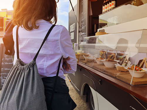 Woman at food truck>